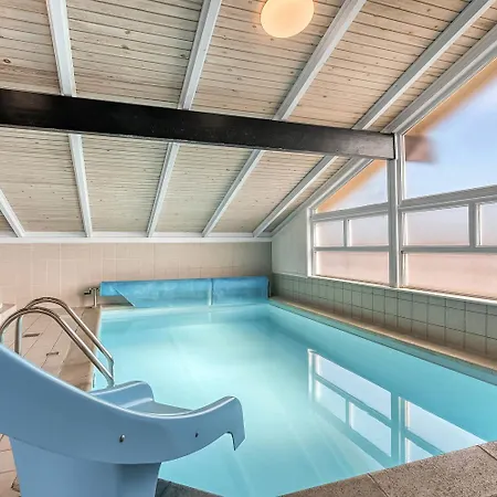 Poolhus Kun 200 M Fra Vesterhavet Sj649