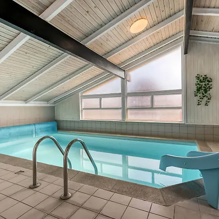 Poolhus Kun 200 M Fra Vesterhavet Sj649 Harboør